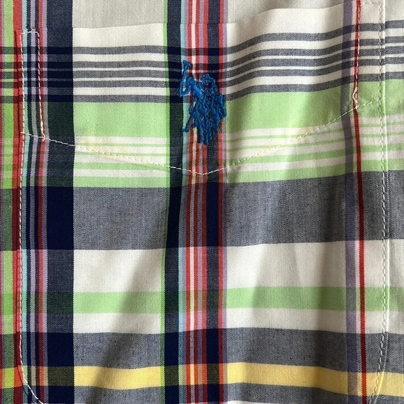 U.S. Polo Assn Shirt Size L Plaid Short Sleeve - Picture 3 of 5
